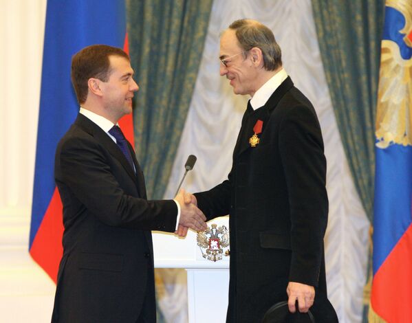 Д.Медведев вручил в Кремле государственные награды - Sputnik Абхазия