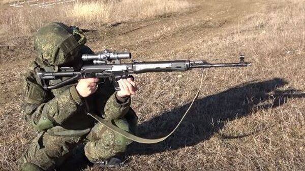 Снайперы ЮВО осваивают скоростную стрельбу - Sputnik Абхазия