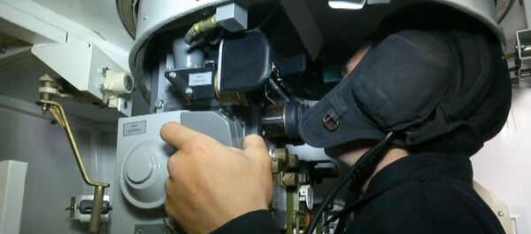 В Абхазии новобранцы танковых подразделений ЮВО приступили к тренировкам на компьютерных танковых тренажерах В Абхазии новобранцы танковых подразделений ЮВО приступили к тренировкам на компьютерных танковых тренажерах - Sputnik Аҧсны