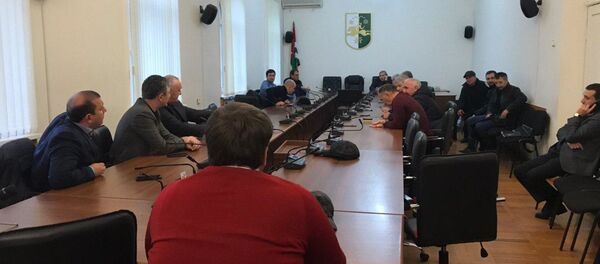 Собрание депутатов парламента  Собрание депутатов парламента  - Sputnik Абхазия