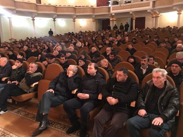 Собрание сторонников власти в филармонии  - Sputnik Абхазия
