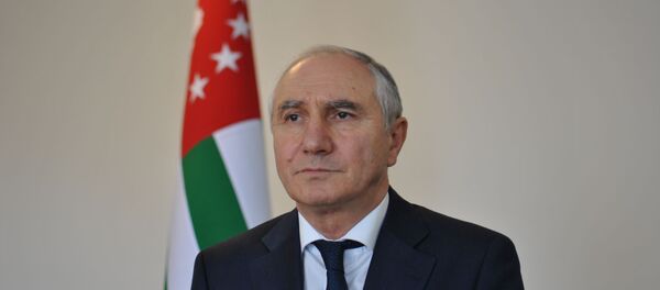 ОБРАЩЕНИЕ ВАЛЕРИЯ БГАНБА К ГРАЖДАНАМ РЕСПУБЛИКИ АБХАЗИЯ ОБРАЩЕНИЕ ВАЛЕРИЯ БГАНБА К ГРАЖДАНАМ РЕСПУБЛИКИ АБХАЗИЯ - Sputnik Абхазия