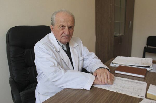 Аполитикцәа, аҵарауаа, аҟазара аусзуҩцәа: 2020 шықәсазы Аԥсны иацәыӡыз Аполитикцәа, аҵарауаа, аҟазара аусзуҩцәа: 2020 шықәсазы Аԥсны иацәыӡыз - Sputnik Аҧсны