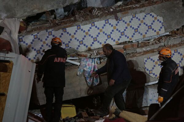 Последствия землетрясения на востоке Турции - Sputnik Абхазия