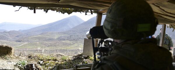 Мотострелки ЮВО отработали комплекс оборонительных действий в горах Абхазии на учении  Мотострелки ЮВО отработали комплекс оборонительных действий в горах Абхазии на учении  - Sputnik Абхазия