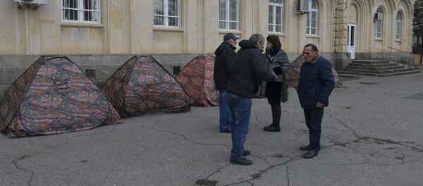 Митинг У администрации  - Sputnik Абхазия