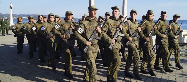 Парадные расчеты ЮВО в Абхазии приступили к подготовке парада Победы Парадные расчеты ЮВО в Абхазии приступили к подготовке парада Победы - Sputnik Абхазия