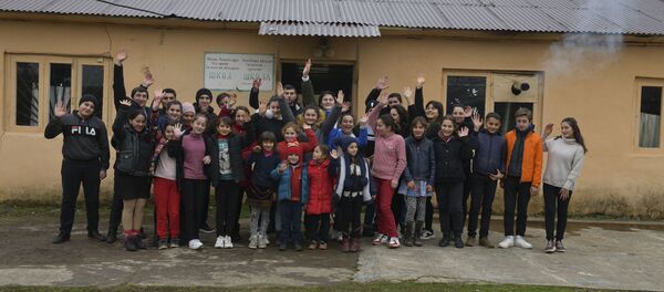 На краю Абхазии: как живут школьники одного из самых отдаленных сел республики На краю Абхазии: как живут школьники одного из самых отдаленных сел республики - Sputnik Абхазия