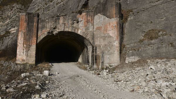 Аварийный тоннель в Кодорском ущелье  - Sputnik Абхазия
