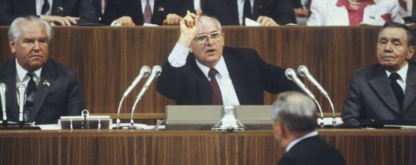 Михаил Сергеевич Горбачев Михаил Сергеевич Горбачев - Sputnik Абхазия