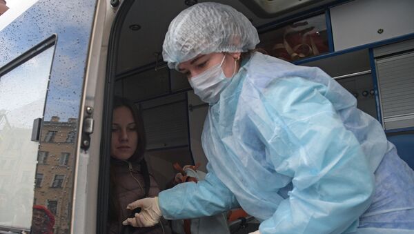 Рассмотрение дела А. Ильиной, сбежавшей из карантина Боткинской больницы - Sputnik Абхазия