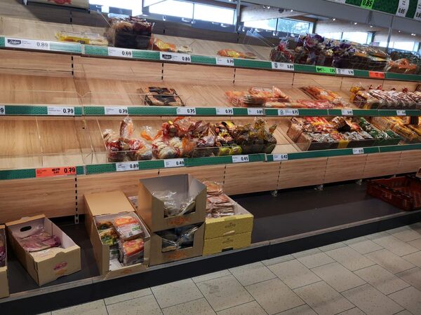 Пустой прилавок в супермаркете в Лурган, Ирландия - Sputnik Абхазия