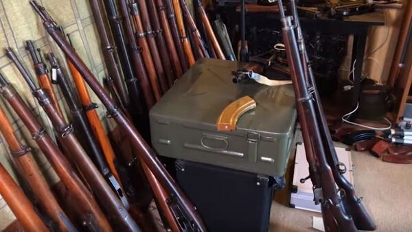 ФСБ и МВД пресекли деятельность десяти подпольных оружейных мастерских — видео - Sputnik Абхазия