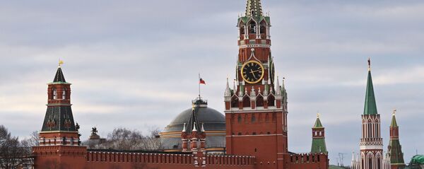 Московский Кремль. В центре: Спасская башня. - Sputnik Абхазия