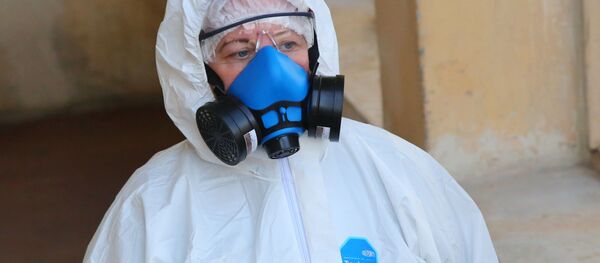 Дезинфекция общественного транспорта в Донецке Дезинфекция общественного транспорта в Донецке - Sputnik Абхазия