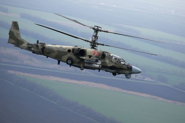 Вертолет Ка-52 Аллигатор во время летно-тактических учений в Краснодарском крае - Sputnik Абхазия