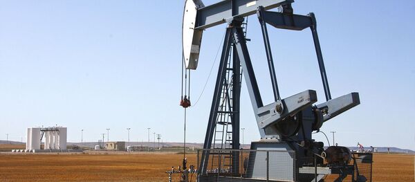 Добыча нефти, архивное фото Добыча нефти, архивное фото - Sputnik Абхазия