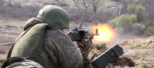 Военнослужащие ЮВО в Абхазии завершили контрольную проверку стрельбами на горном полигоне Военнослужащие ЮВО в Абхазии завершили контрольную проверку стрельбами на горном полигоне - Sputnik Абхазия