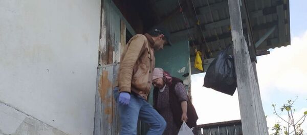 Помощь пожилым людям Помощь пожилым людям - Sputnik Абхазия