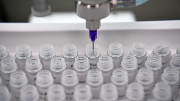 Лаборатория по производству реагентов для экспресс-тестов на коронавирус в Сколково - Sputnik Абхазия
