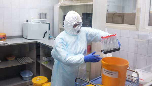 Лаборатория Инвитро начала тестирование на коронавирусную инфекцию  - Sputnik Абхазия