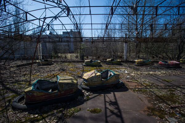 Зона отчуждения накануне 27-й годовщины Чернобыльской катастрофы - Sputnik Абхазия