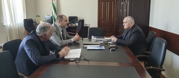 Премьер-министр Республики Абхазия Александр Анкваб Премьер-министр Республики Абхазия Александр Анкваб - Sputnik Абхазия