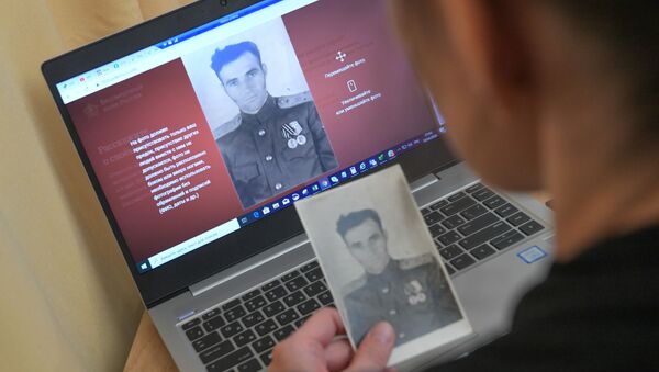 Подготовка к участию в акции Бессмертный полк онлайн - Sputnik Абхазия