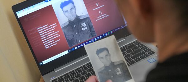 Подготовка к участию в акции Бессмертный полк онлайн - Sputnik Абхазия