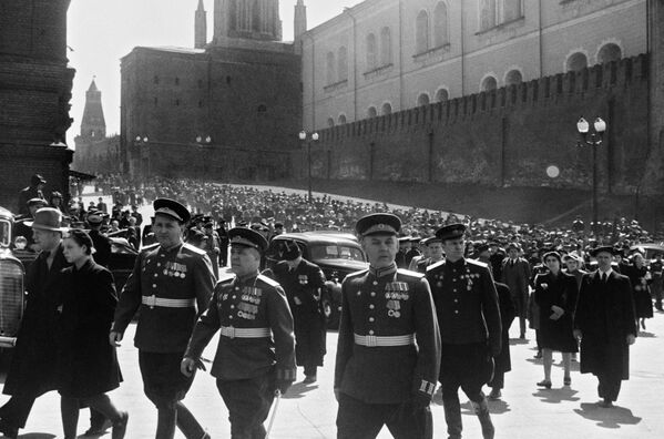 Аиааира Ду апарад маи 9, 1945 шықәсазы, Москва.  - Sputnik Аҧсны