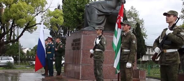 Помнить и чтить: как прошел юбилейный День Победы в Абхазии Помнить и чтить: как прошел юбилейный День Победы в Абхазии - Sputnik Абхазия