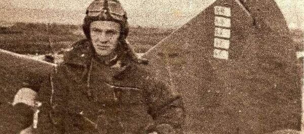 Сиков Николай Николаевич. Фото лётчика в день гибели Сиков Николай Николаевич. Фото лётчика в день гибели - Sputnik Абхазия