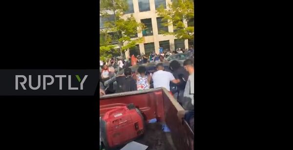 США: Человек избит после того, как нацелился на протестующих в Солт-Лейк-Сити - Sputnik Абхазия