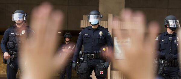 Полиция во время протестов в США Полиция во время протестов в США - Sputnik Абхазия