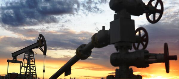 Работа нефтяных станков - качалок - Sputnik Абхазия