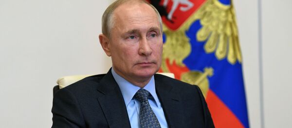 Президент РФ В. Путин провел совещание о реализации мер поддержки экономики и социальной сферы Президент РФ В. Путин провел совещание о реализации мер поддержки экономики и социальной сферы - Sputnik Абхазия