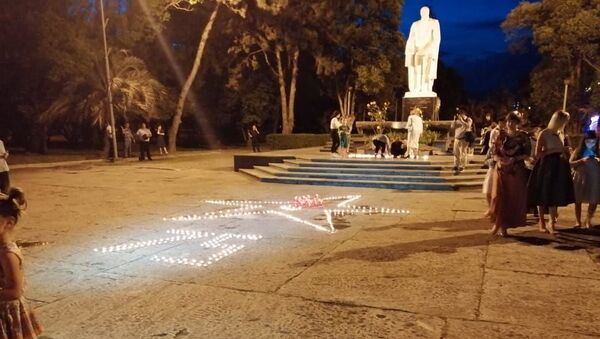Акция Свеча памяти в Сухуме - Sputnik Абхазия