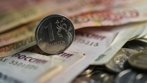 Денежные купюры и монеты - Sputnik Абхазия