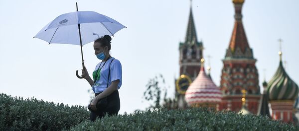 Парк Зарядье возобновил работу после карантина Парк Зарядье возобновил работу после карантина - Sputnik Абхазия