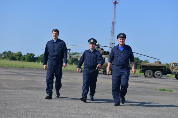 Рабочий день служащих ВВС Абхазии начинается с шести утра в учебном классе - Sputnik Абхазия