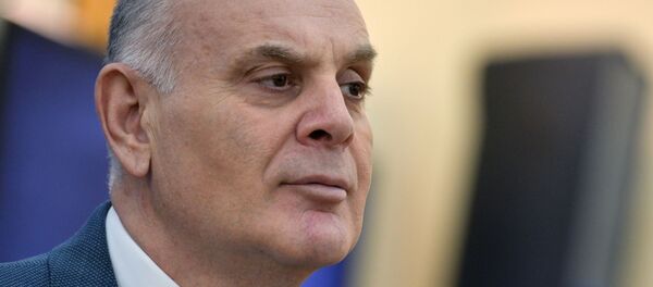 Пресс-конференция избранного президента Абхазии А. Бжании Пресс-конференция избранного президента Абхазии А. Бжании - Sputnik Аҧсны